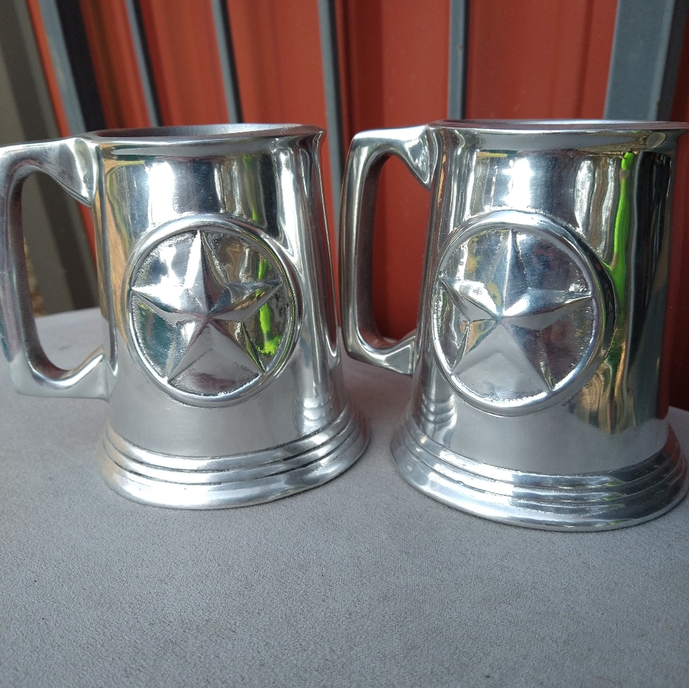 Wilton Armetale®Texas/Lone Star Mugs